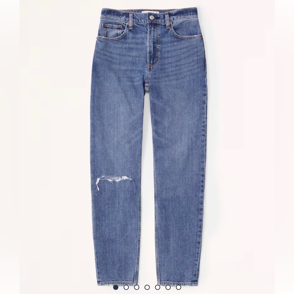 Abercrombie High Rise Mom Jean Size 25